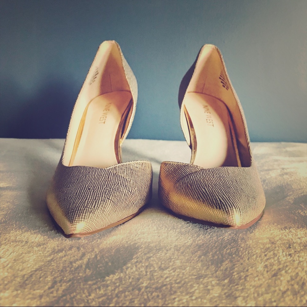 Gold Nine West D’Orsay Heels